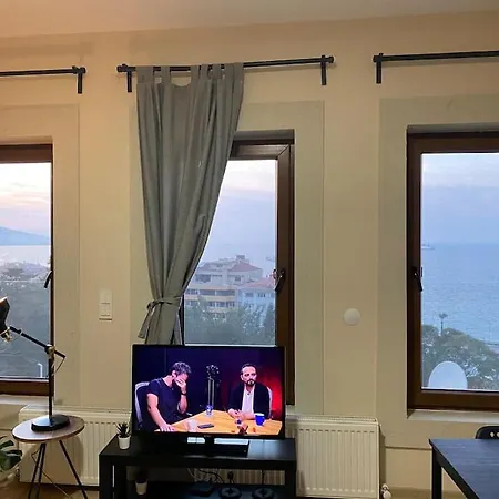 Cozy Studio In Center Of *
